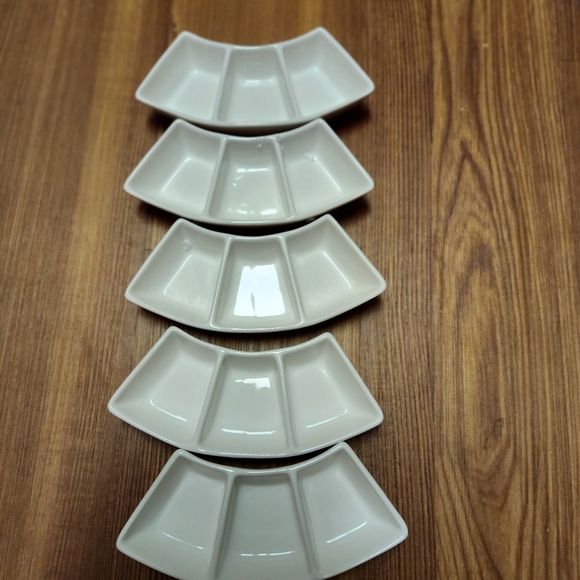 Kitchen Condiment Serving Dishes 3 Slots Lot Of 5 Porcelain New